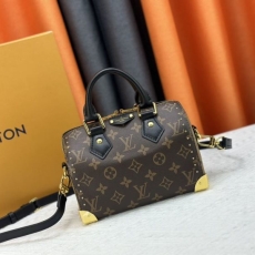 Louis Vuitton Speedy Bags